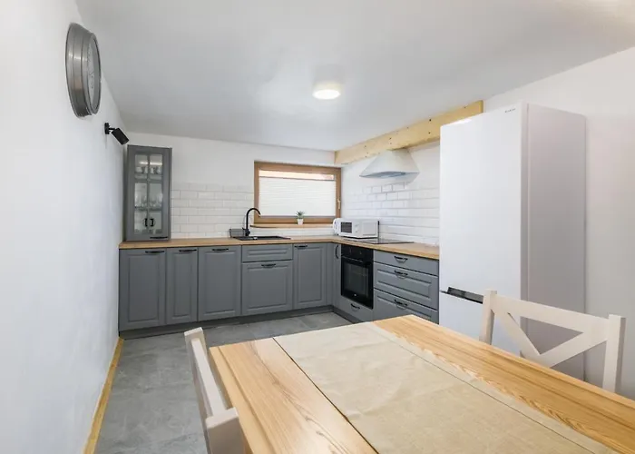 Dağ evi Osada Zagrody *